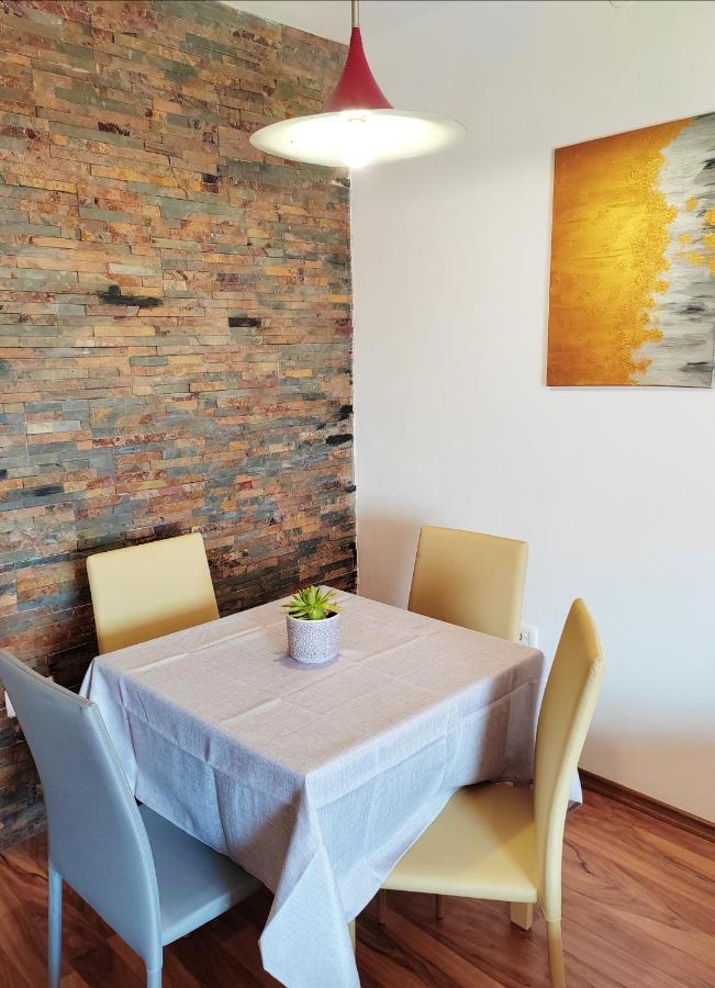 Ferienwohnung Soncni Apartma Ankaran Exterior foto